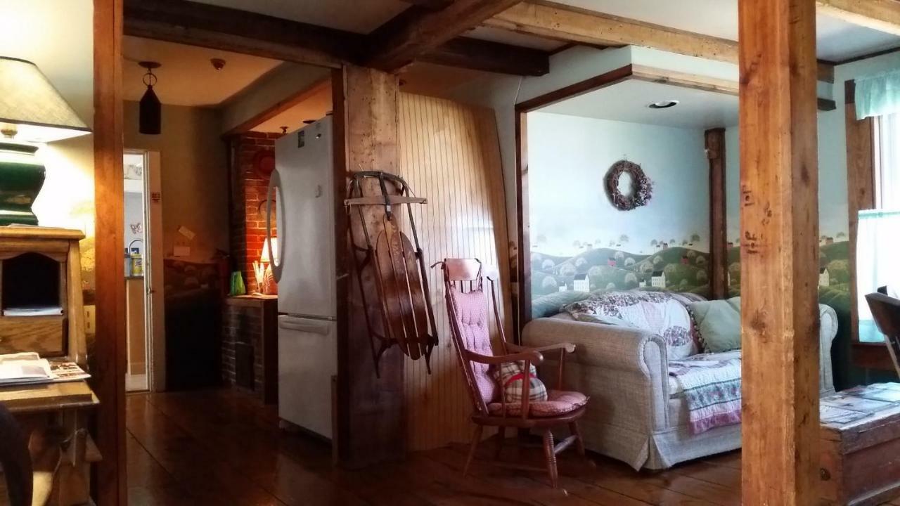 Carriage Barn Inn Keene Eksteriør billede